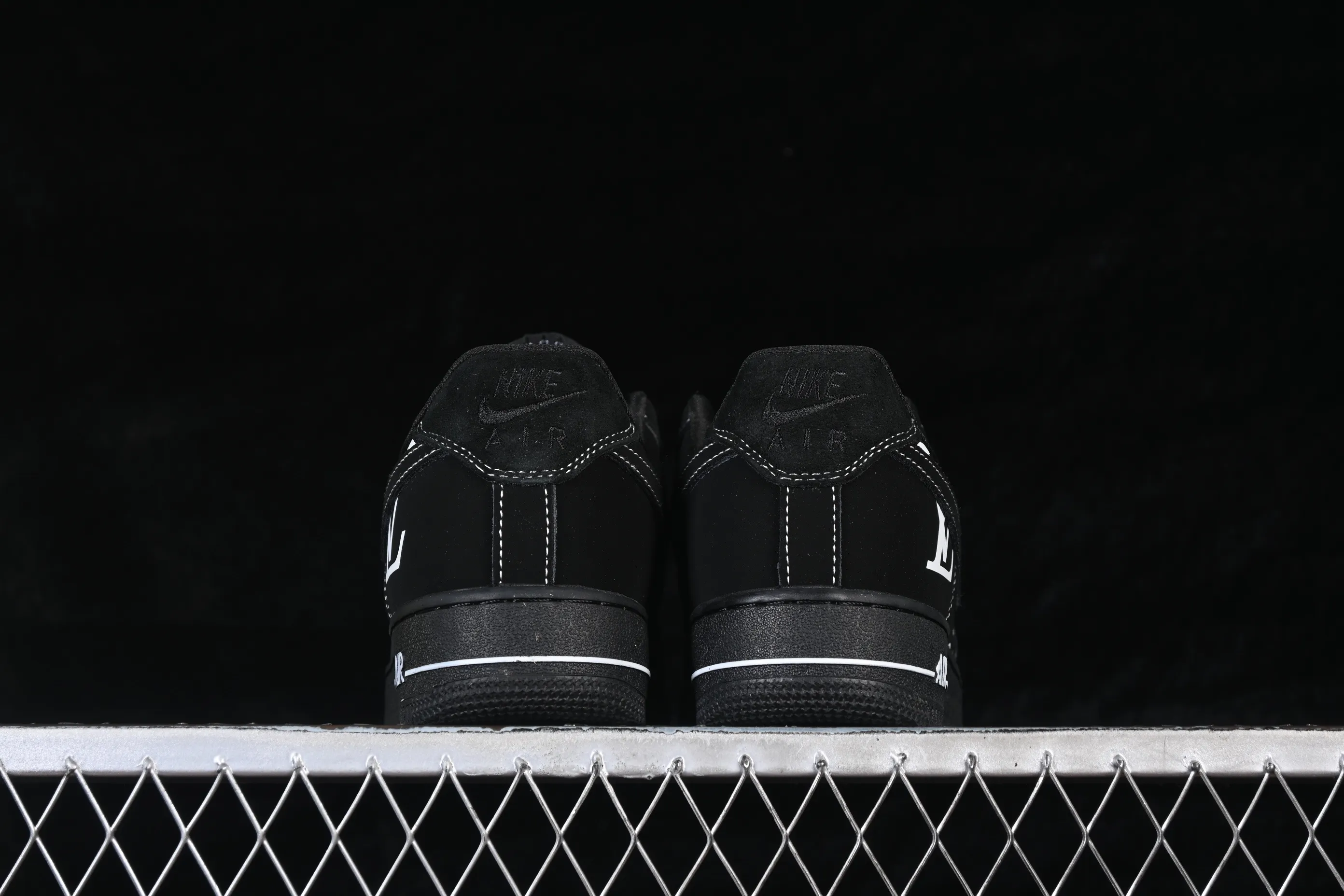 All categories Nk Air Force 1 Air Force series Nk Air Force 1 Low Air Force low top Nike Air Force 1'07 Low LV joint black Air Force 1 low top casual sneakers SS1979-001